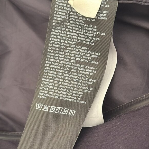 Uniqlo sz S navy hooded down jacket pockets zip front great pre owned condition - Picture 9 of 9